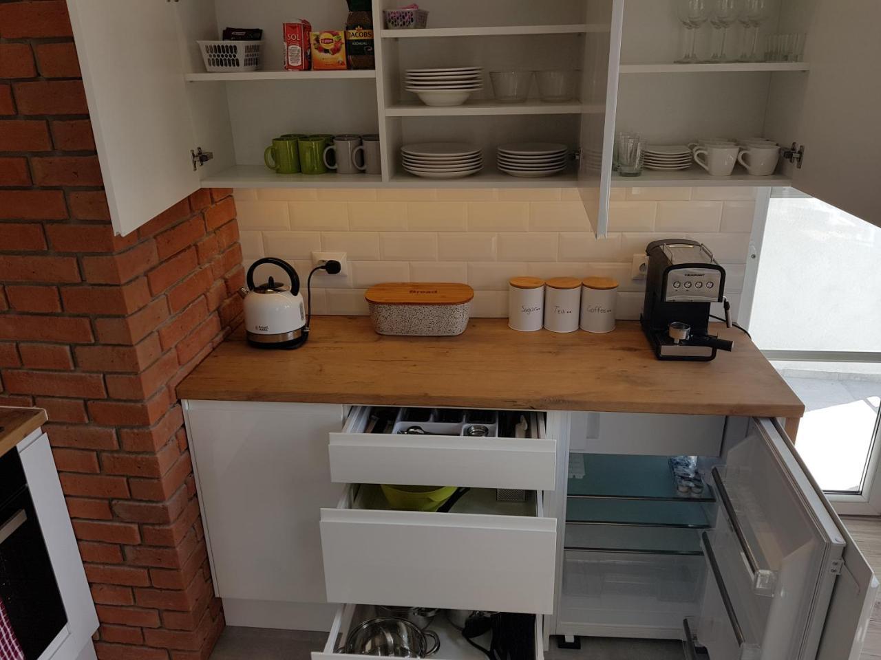 Pod Jasna Gora Apartament 23 Czestochowa Luaran gambar